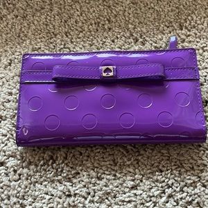 NWT Kate spade Stacy wallet.